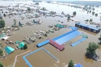 รัสเซียอ่วม น้ำท่วมไซบีเรีย สูงเกือบมิดหลังคา ดับสลดแล้ว 5