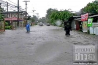 ชาวบ้านแพร่ ถูกน้ำป่าซัดจมหายไปกับเรือรอดตายแล้ว