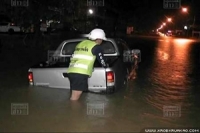 พังงา-ฝนถล่มน้ำป่าไหลหลากท่วมบ้านเรือนประชาชน