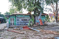 พายุถล่มหนองคาย หลังคาบ้านปลิวว่อน 