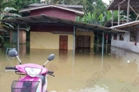 ยะลาน้ำยังท่วมหลังฝนตกหนัก 