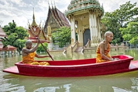 เมืองอโยธยาเร่งเสริมแนวกั้นกันน้ำทะลักเข้าชุมชน 6 พันครอบครัว