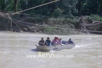 ชาวกะปง จ.พังงา ยังเดือดร้อน! ต้องใช้เรือท้องแบนสัญจรไปมา