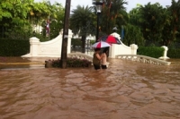 ภูเก็ตฝนตกหนักทำน้ำท่วมในเขตเมือง-รอบนอกหลายจุด