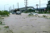 ปราจีนบุรี-น้ำท่วมกบินทร์ฯยังอ่วม ฝนกระหน่ำซ้ำ น้ำป่าทะลัก